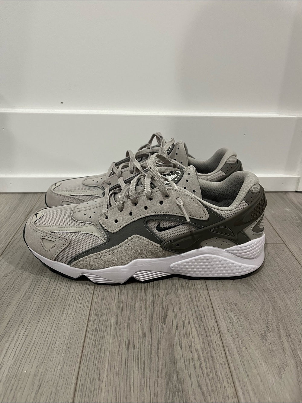 Nike Air Huarache Gray and Dark Gray Casual Athletic Sneakers